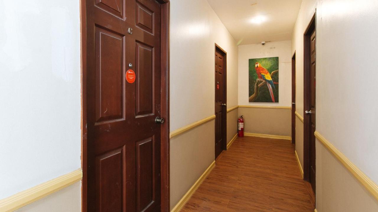 Reddoorz San Antonio Makati Otel Manila Dış mekan fotoğraf