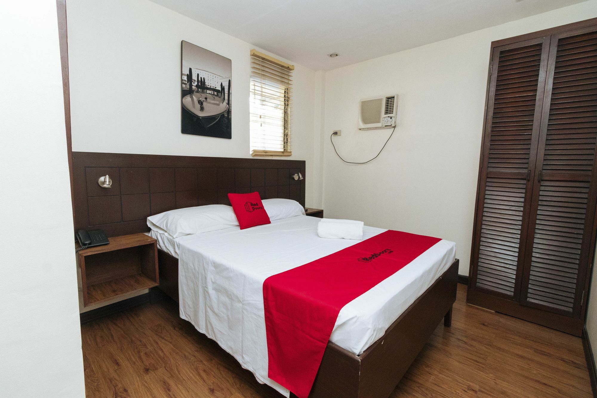 Reddoorz San Antonio Makati Otel Manila Dış mekan fotoğraf