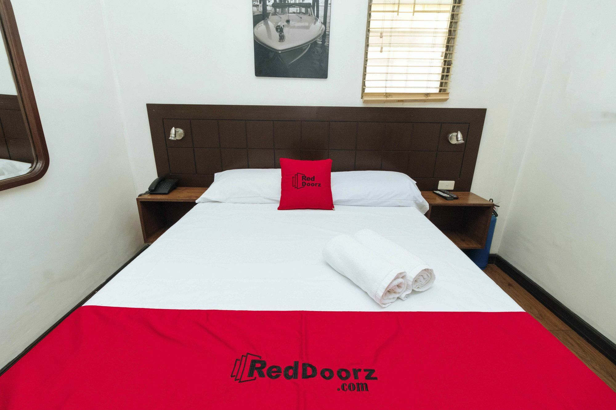 Reddoorz San Antonio Makati Otel Manila Dış mekan fotoğraf