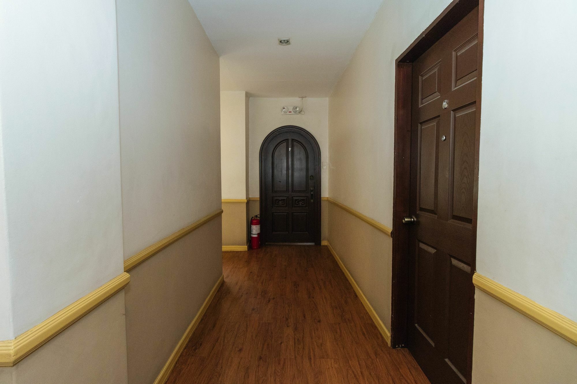 Reddoorz San Antonio Makati Otel Manila Dış mekan fotoğraf