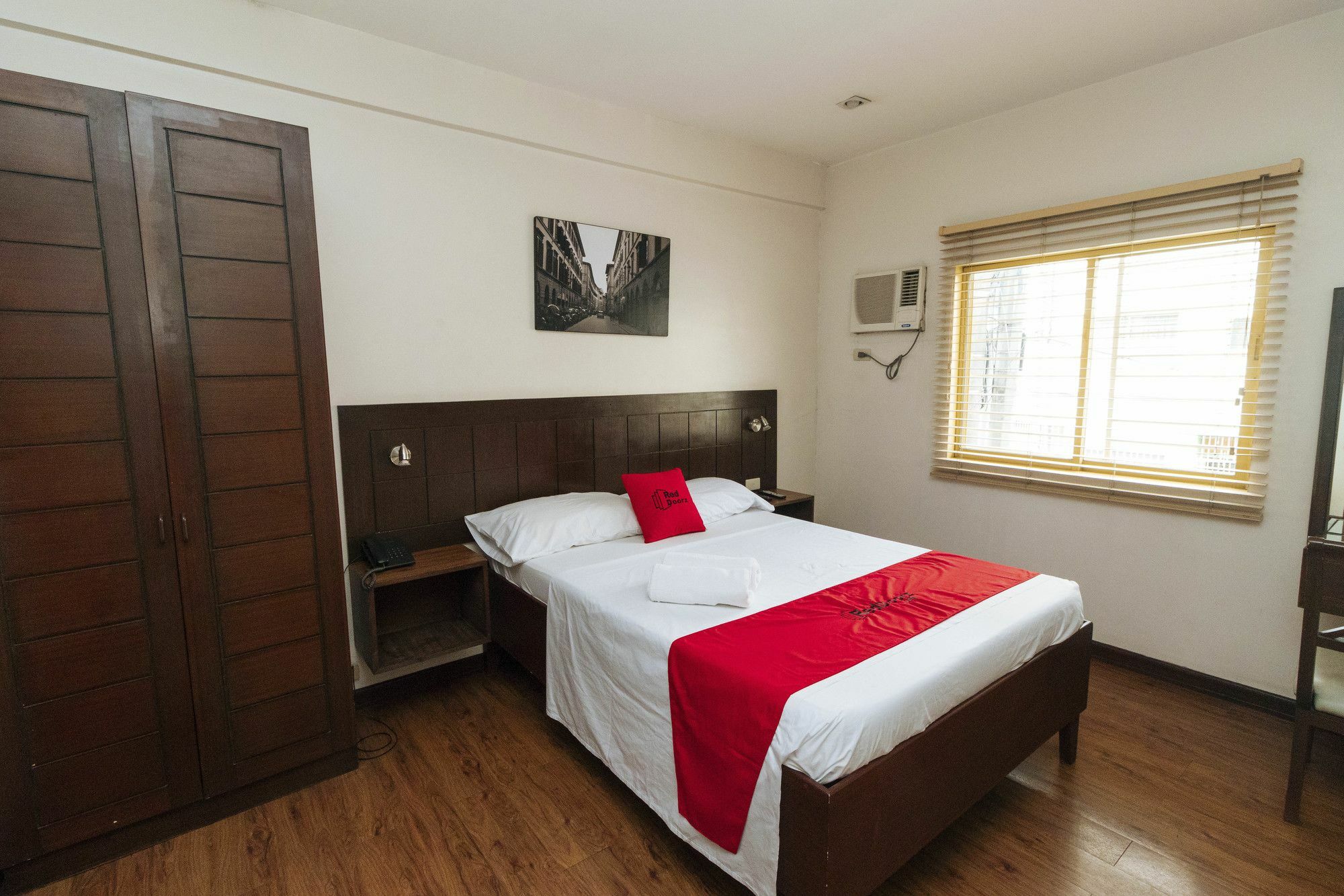 Reddoorz San Antonio Makati Otel Manila Dış mekan fotoğraf